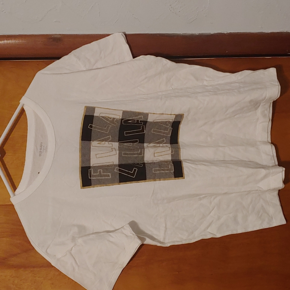 Old Navy Christmas Easy Tee